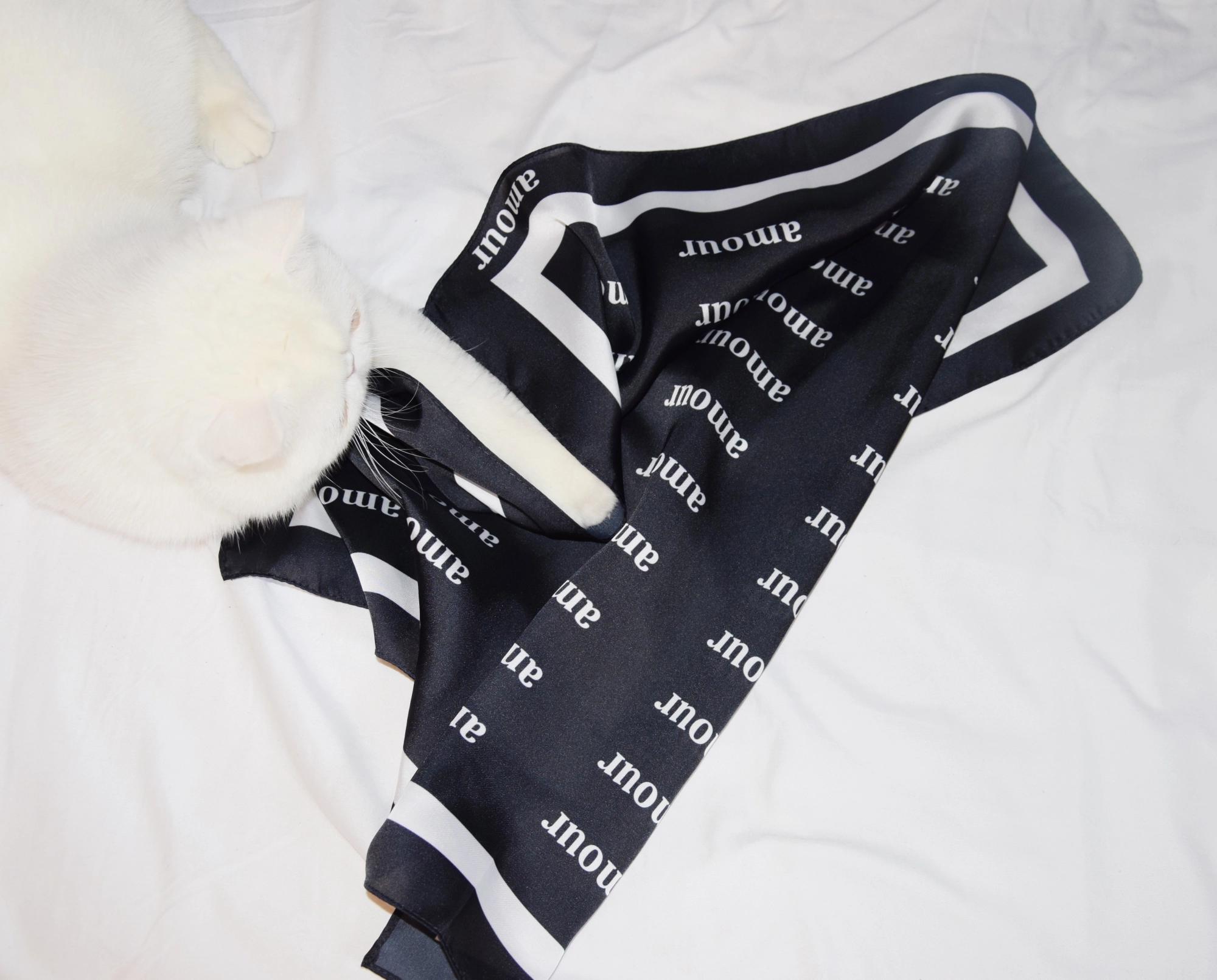 Apaszka Amour Black